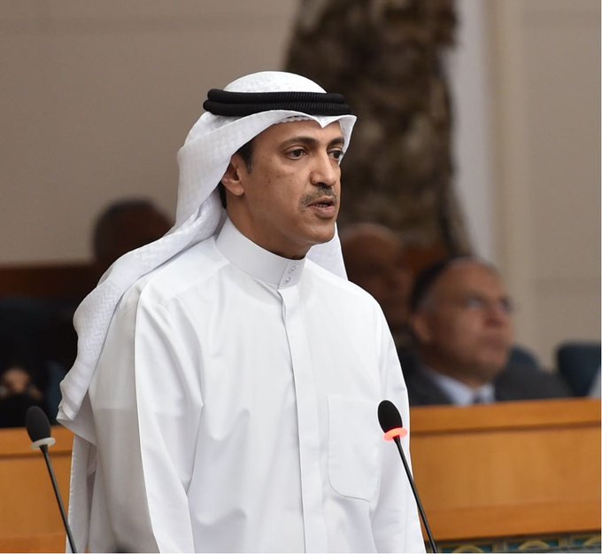 العتيبي يقترح إجازة مرافق المريض بأجر كامل ودون سقف وتنتهي بانتهاء فترة العلاج جريدة حصري الالكترونية